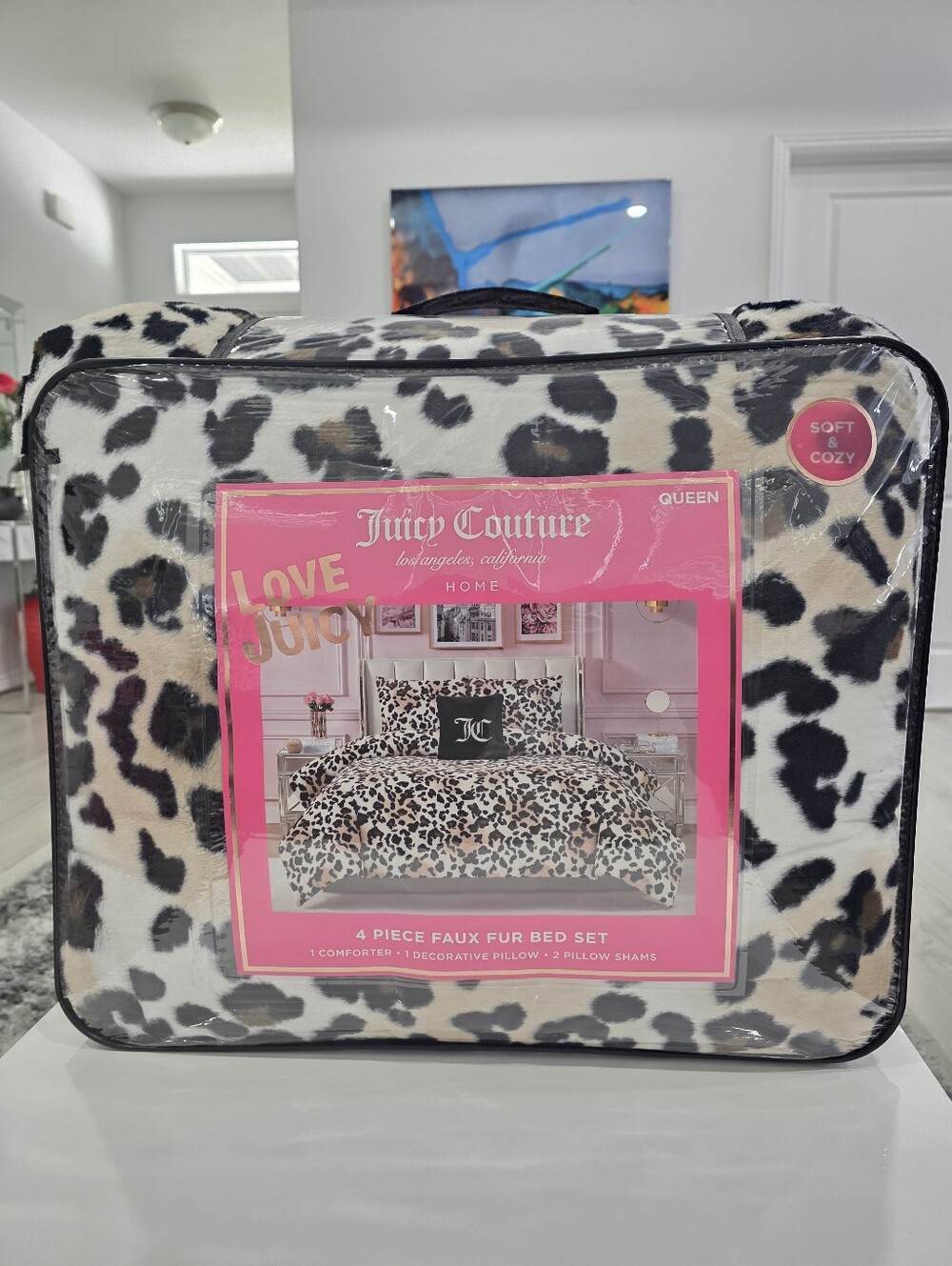 Juicy Couture QUEEN 4 Piece Leopard Faux Fur Comforter Set New